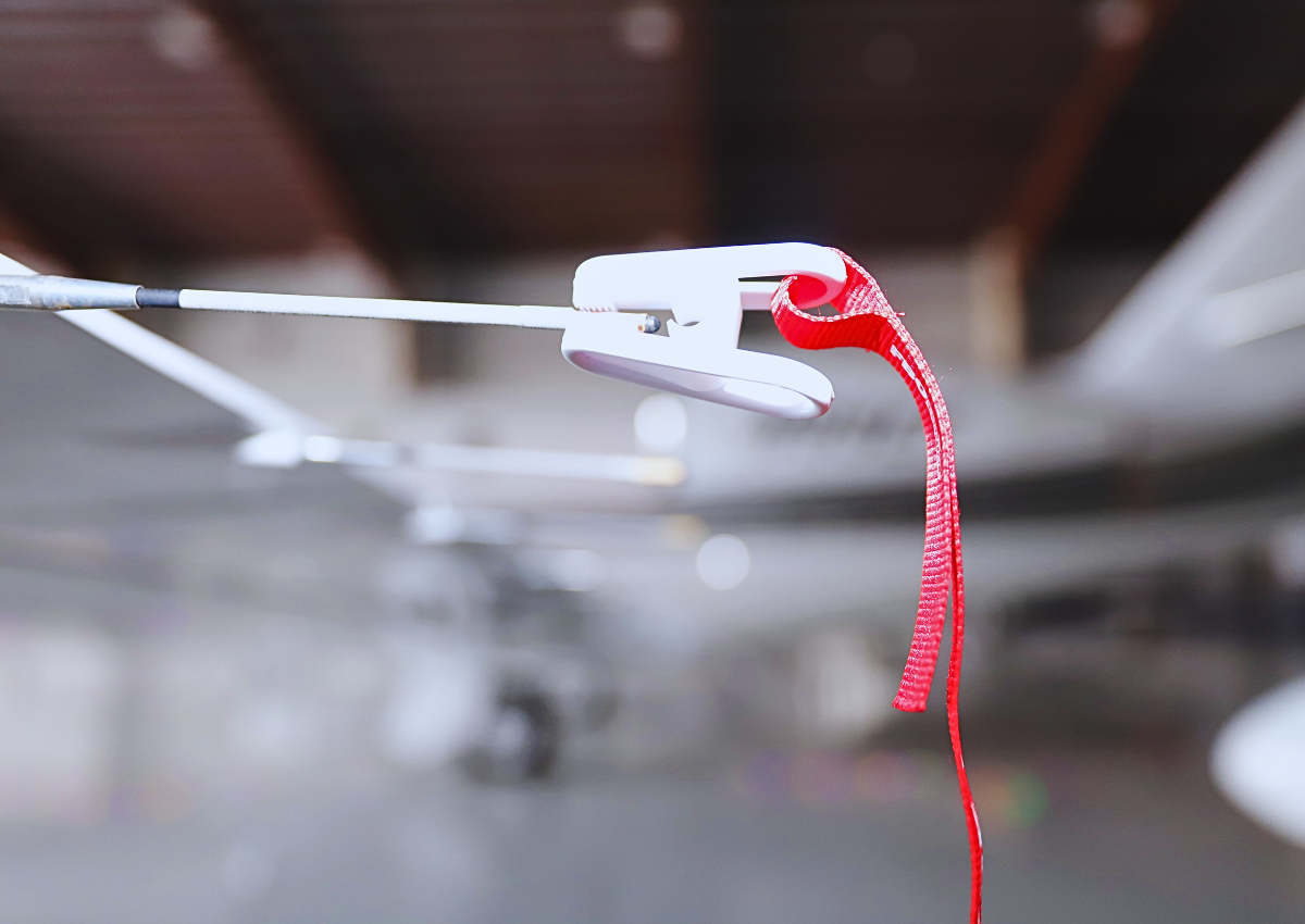 Static Wick Clip image 4